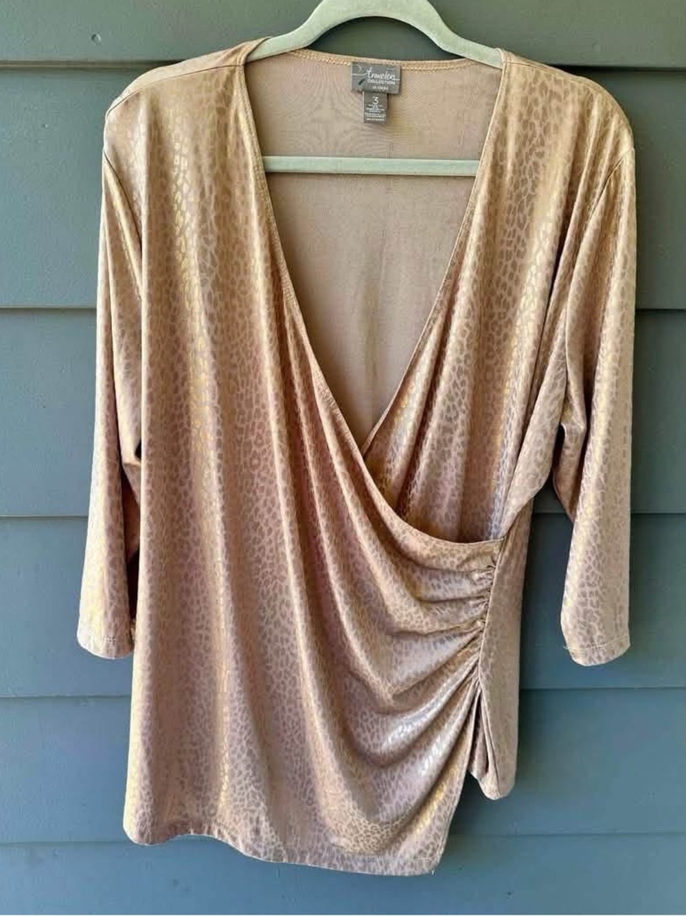 Chico’s Travelers size 3 (XL) champagne animal print top shirt